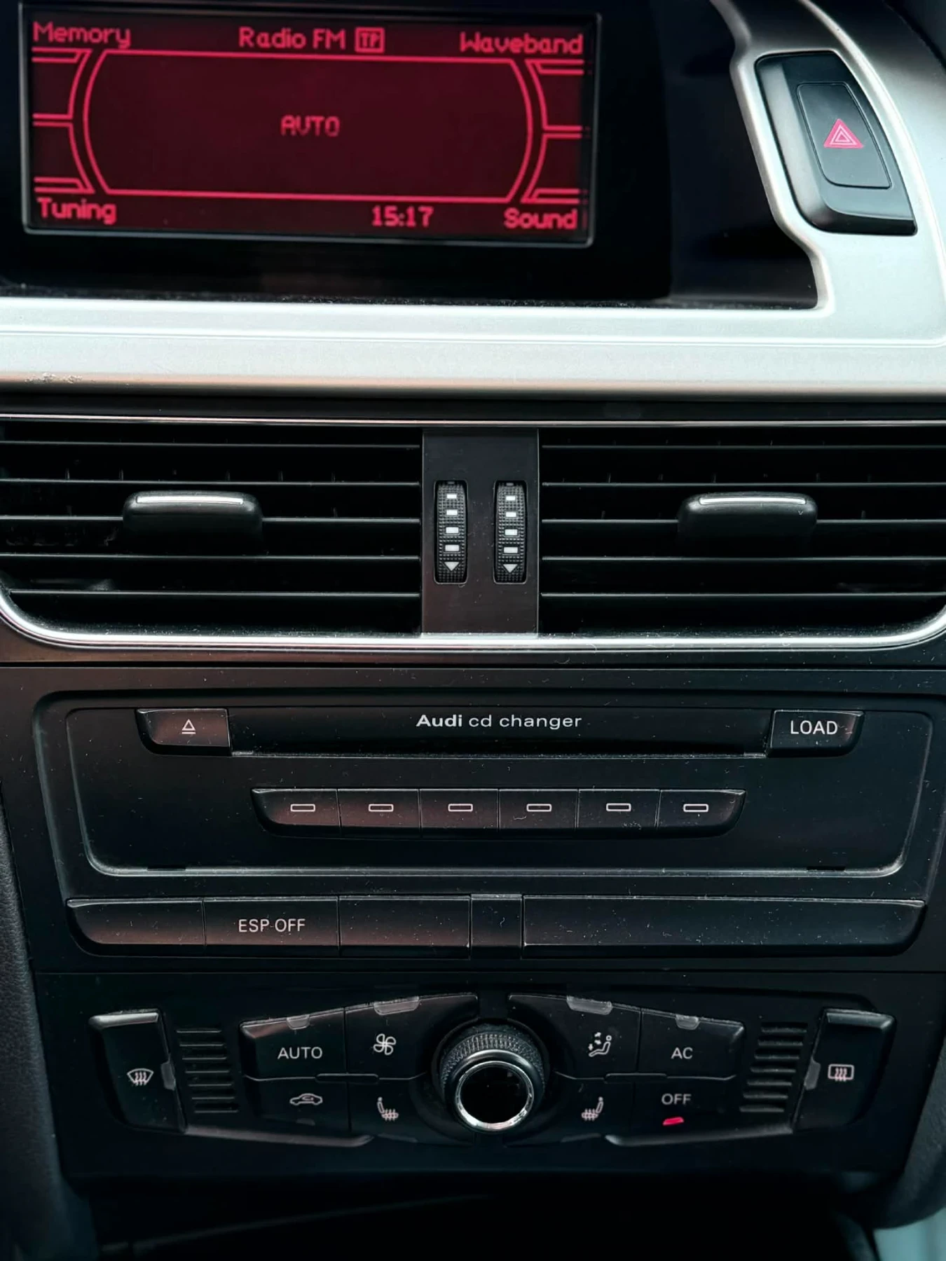 Audi A4 B8 Avant, снимка 9 - Автомобили и джипове - 54067840