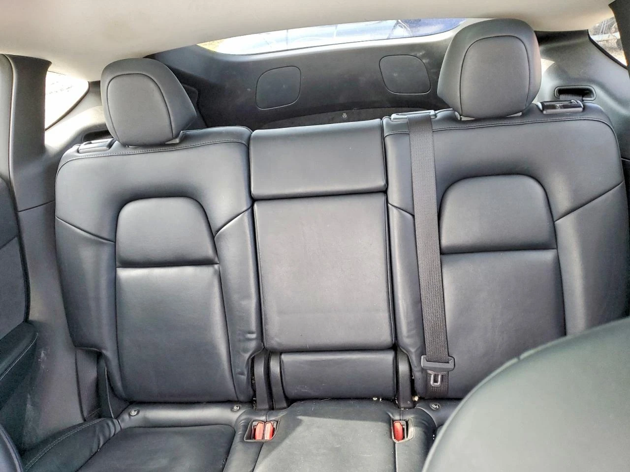 Tesla Model Y | Mobile.bg � ����������� 10