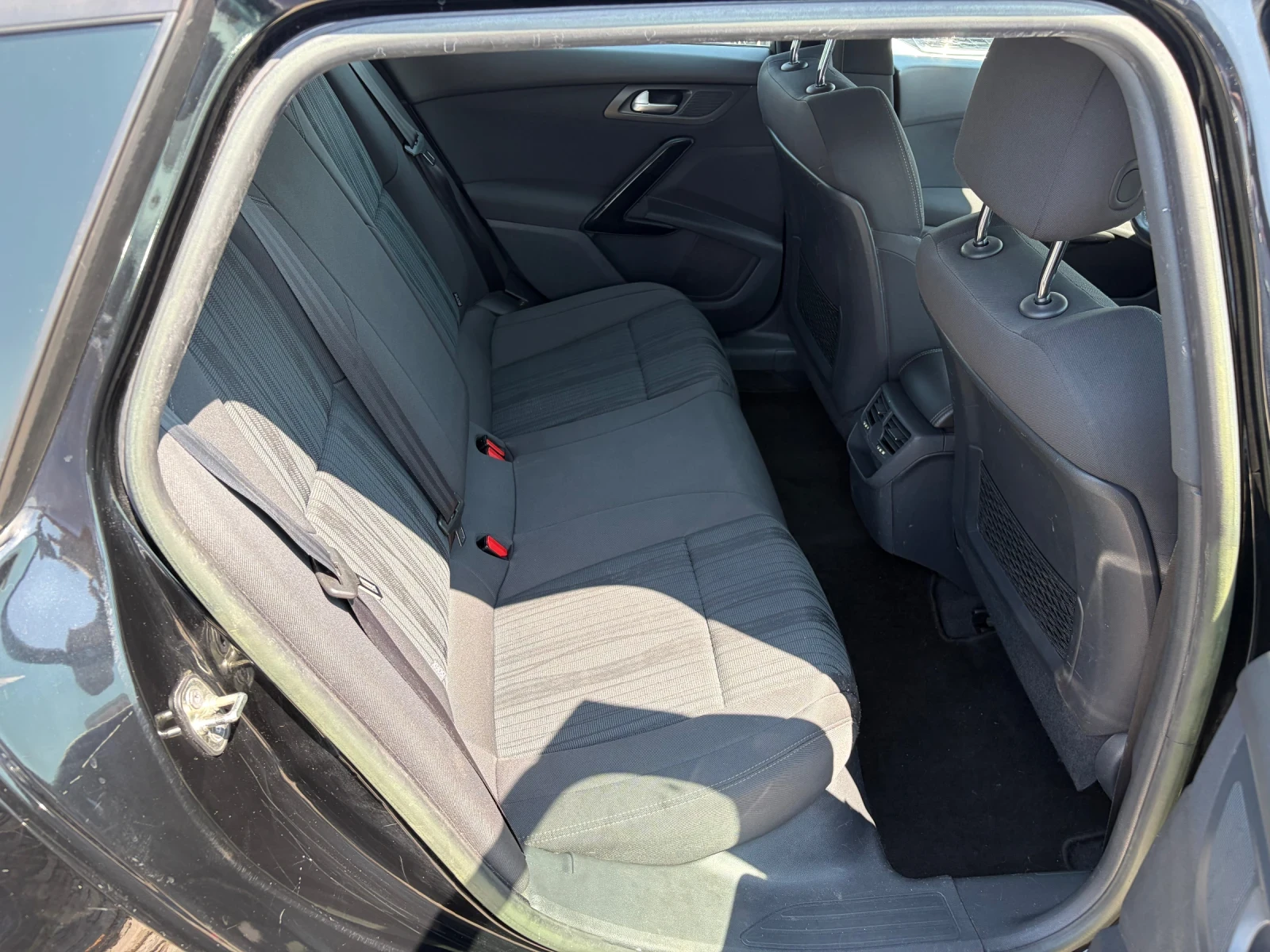 Peugeot 508 2.0 HDi TOP, снимка 13 - Автомобили и джипове - 54853654