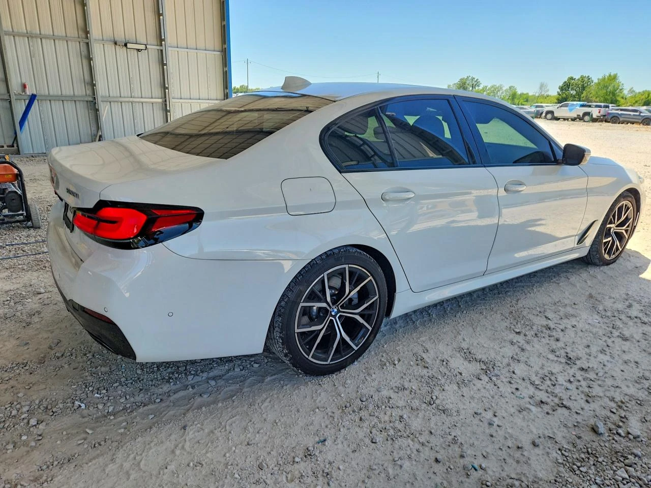 BMW 530 M* LCI* AMBIENT* HEADUP* GESTURE, снимка 3 - Автомобили и джипове - 54945698