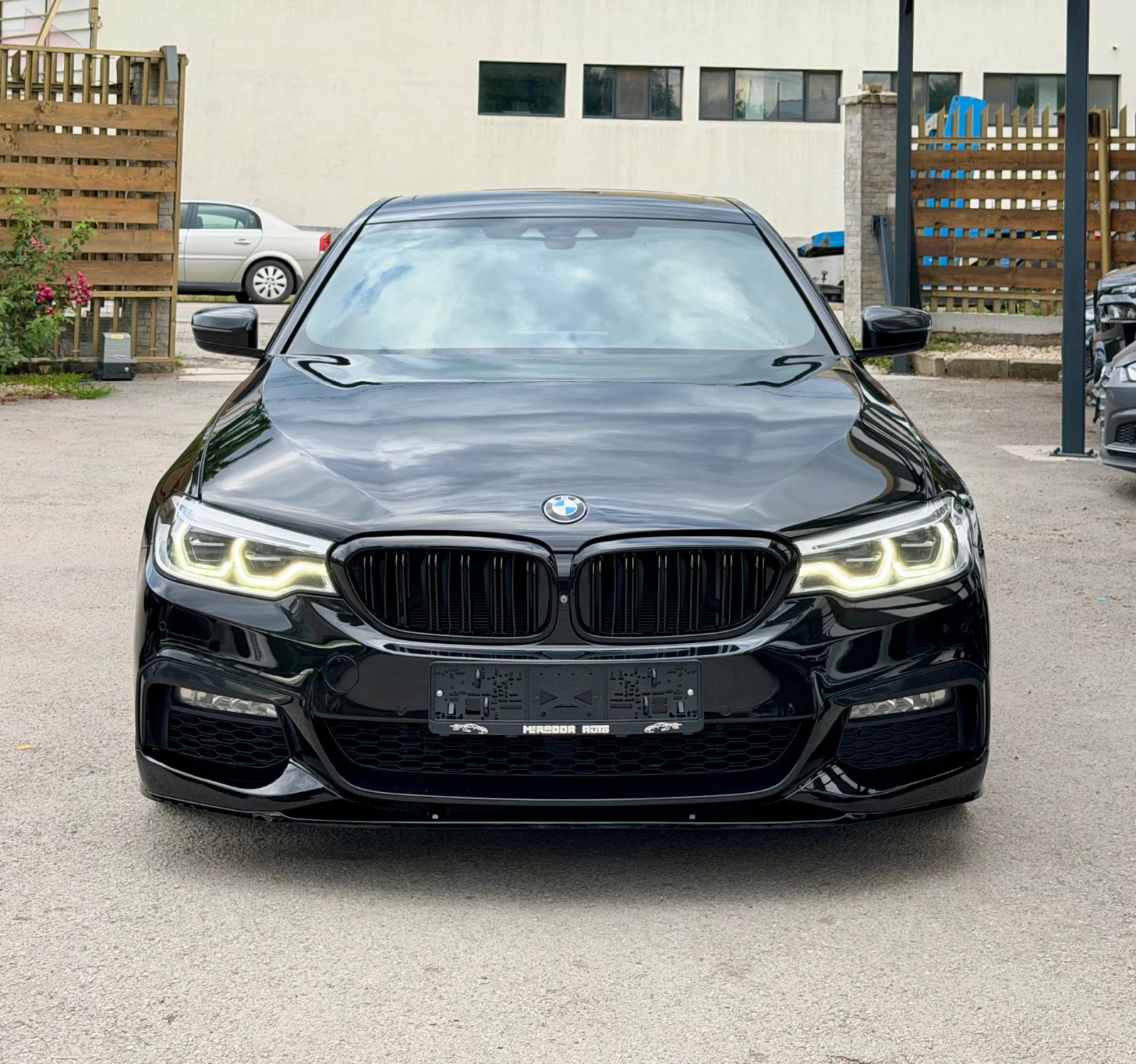BMW 540 M-pack xDrive, снимка 2 - Автомобили и джипове - 55225955
