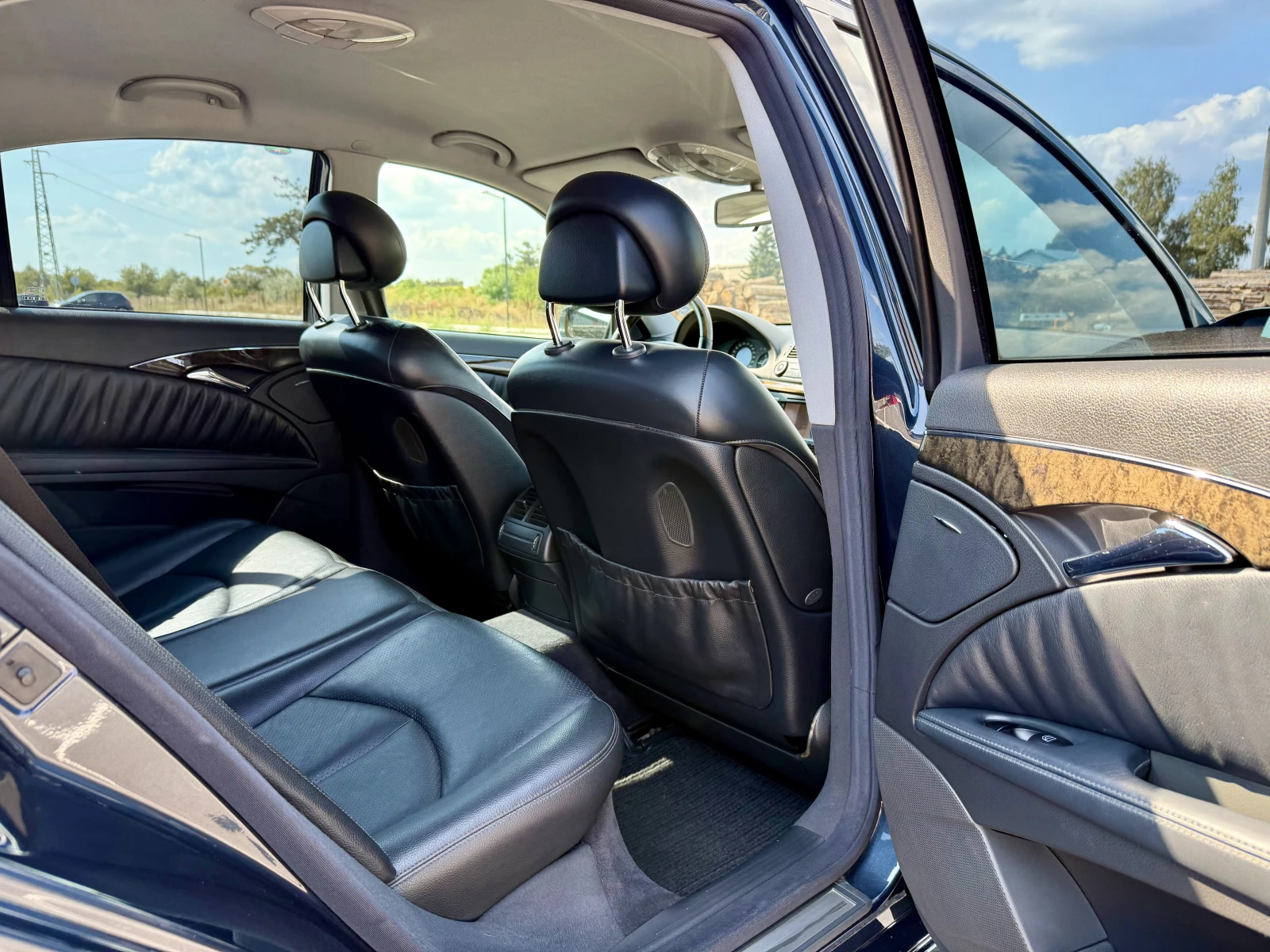 Mercedes-Benz E 220 E220, снимка 12 - Автомобили и джипове - 55537062