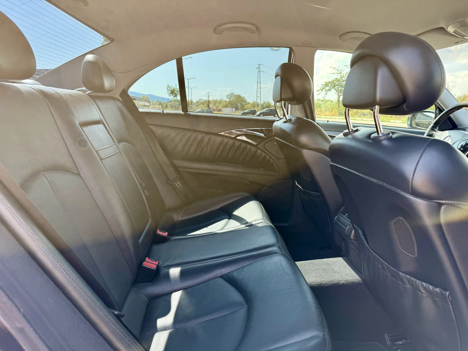 Mercedes-Benz E 220 E220, снимка 11 - Автомобили и джипове - 55537062