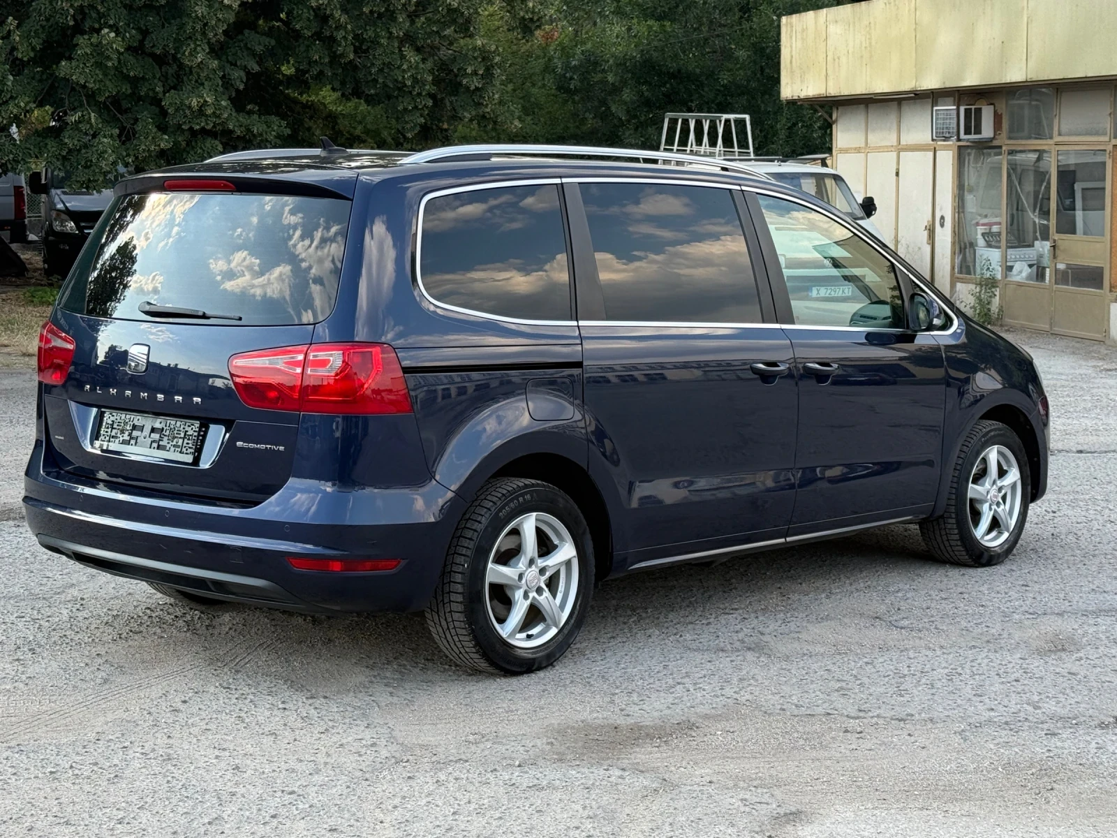 Seat Alhambra 2.0 TDI FACELIFT, снимка 5 - Автомобили и джипове - 55578268