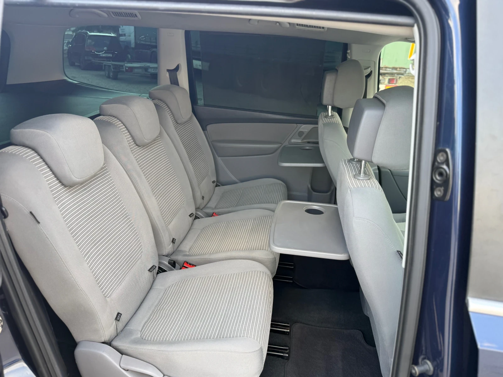 Seat Alhambra 2.0 TDI FACELIFT, снимка 14 - Автомобили и джипове - 55578268