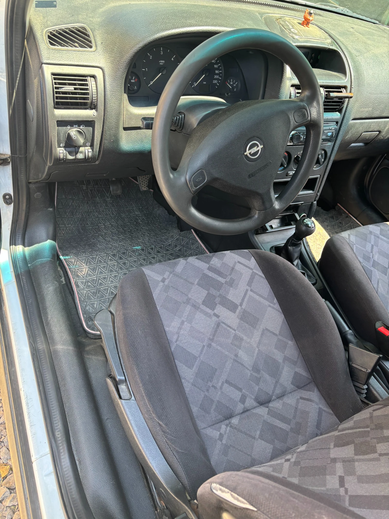Opel Astra Opel Astra G * ОБСЛУЖЕНА * Климатик, снимка 12 - Автомобили и джипове - 55614134