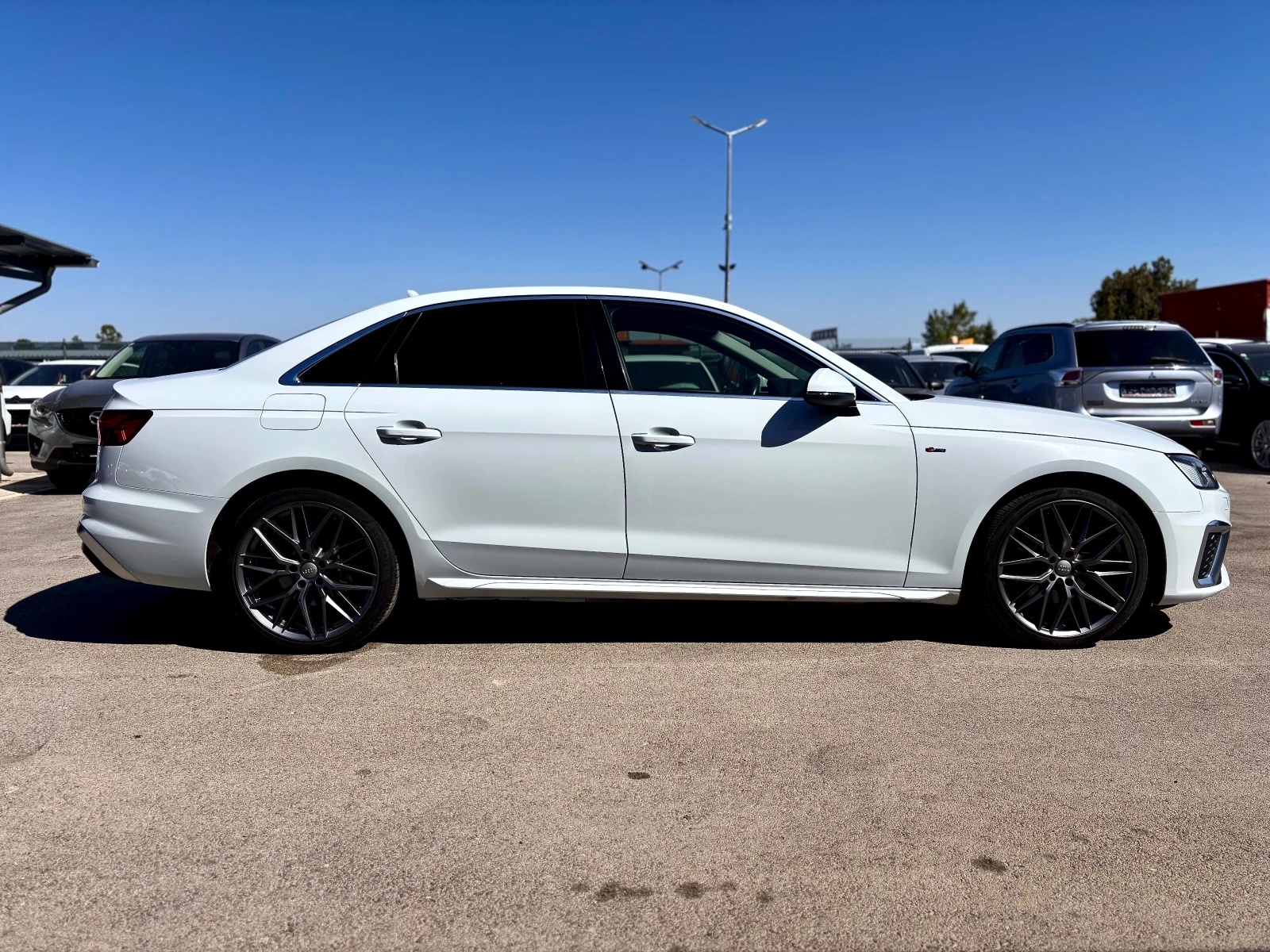 Audi A4, снимка 4 - Автомобили и джипове - 56002487