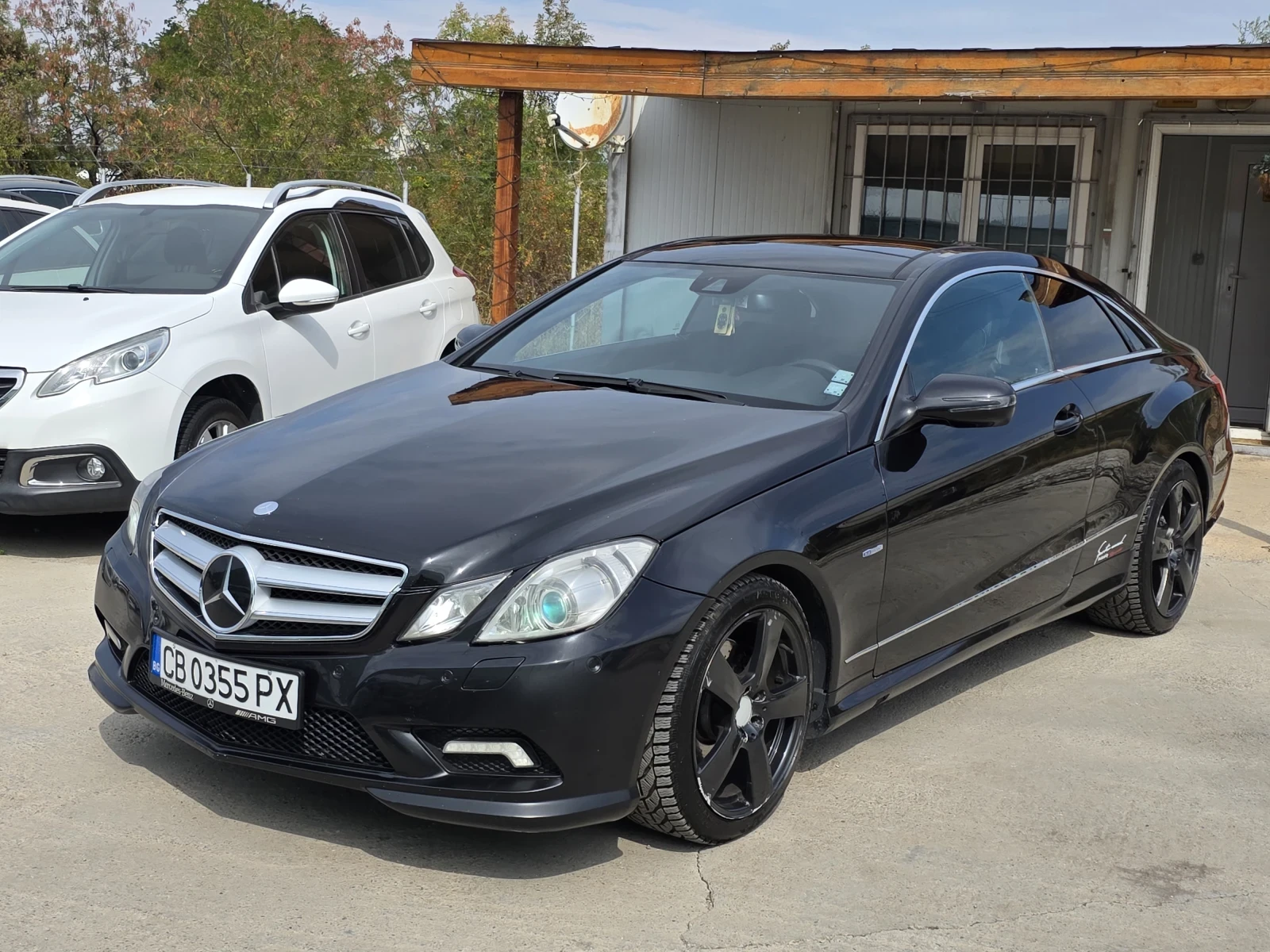 Mercedes-Benz E 350 Топ състояние Всичко платено, снимка 4 - Автомобили и джипове - 56039466