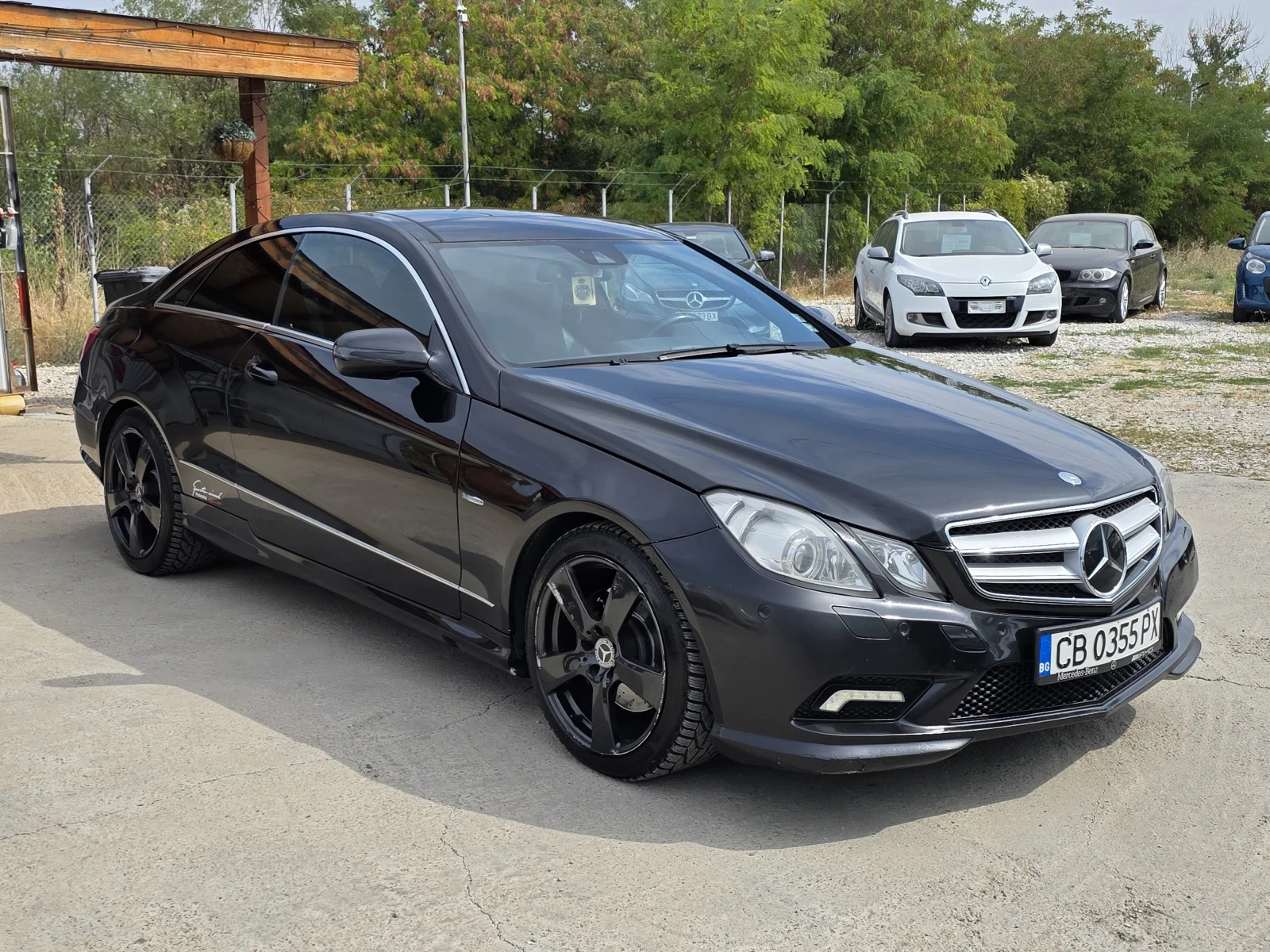 Mercedes-Benz E 350 Топ състояние Всичко платено