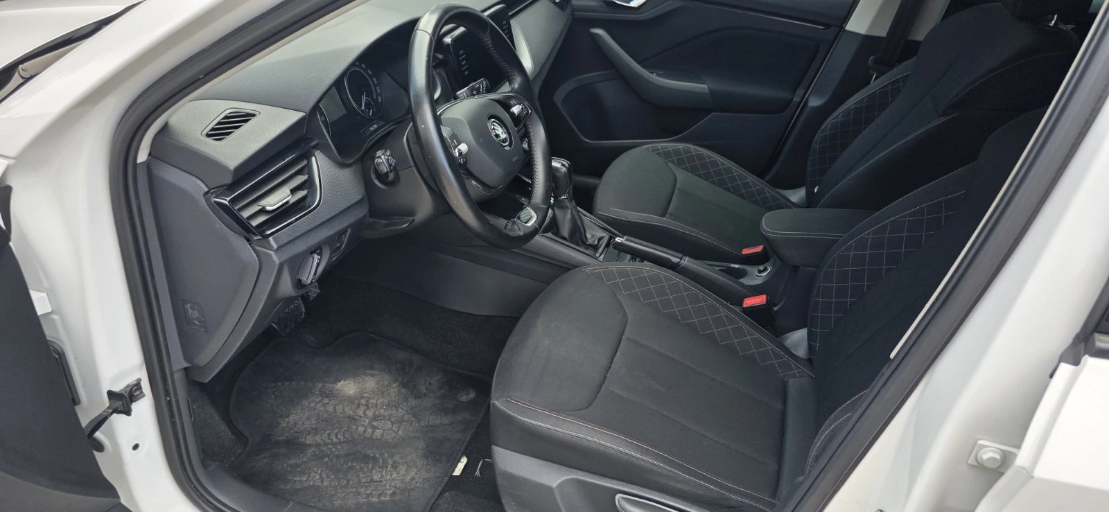 Skoda Scala Ambition 1, 5, снимка 10 - Автомобили и джипове - 56117932