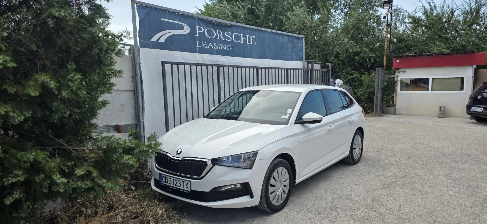 Skoda Scala Ambition 1, 5, снимка 8 - Автомобили и джипове - 56117932