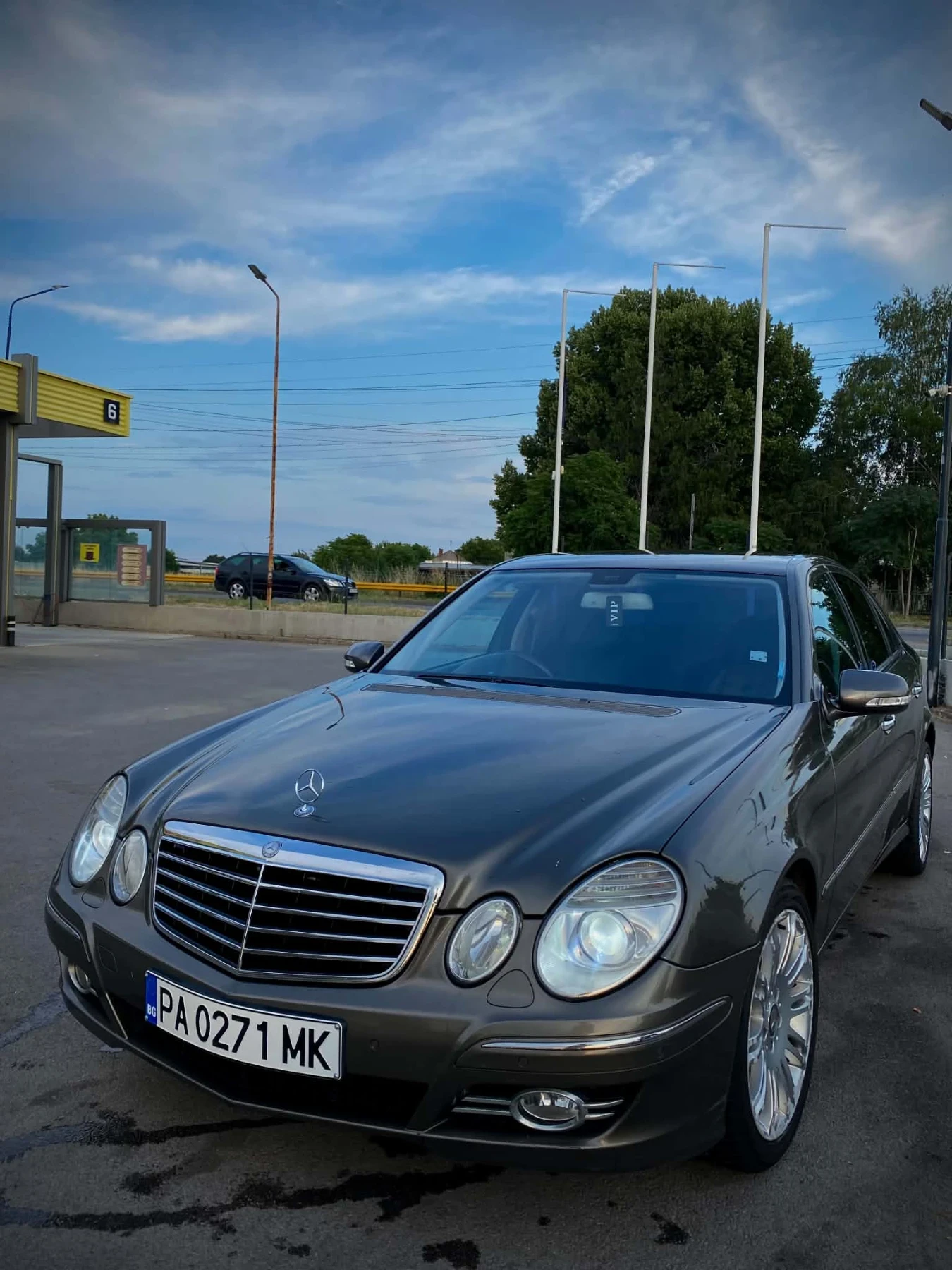 Mercedes-Benz E 320 3.0