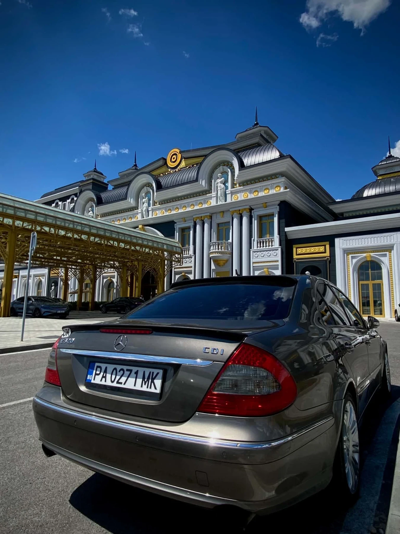 Mercedes-Benz E 320 3.0, снимка 4 - Автомобили и джипове - 56181905