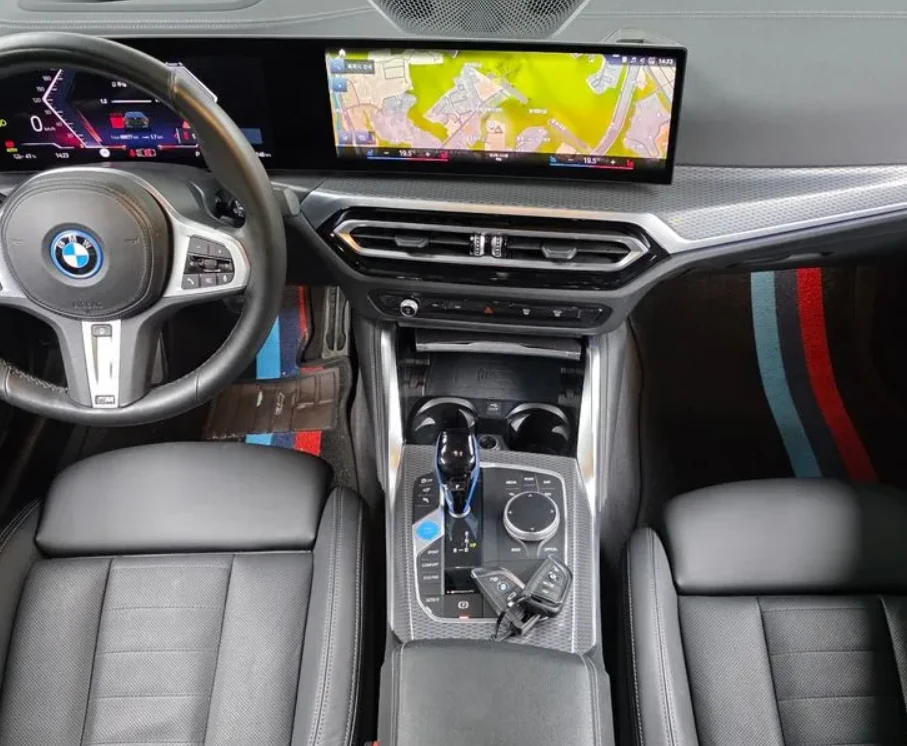 BMW i4 eDrive40 M SPORT PRO, снимка 7 - Автомобили и джипове - 56413731