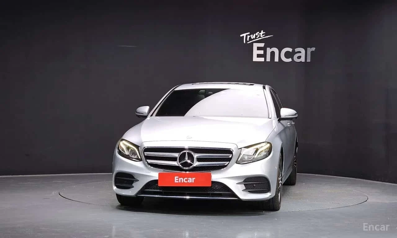 Mercedes-Benz E 300 * E300 4MATIC AMG Line * , снимка 3 - Автомобили и джипове - 56614708