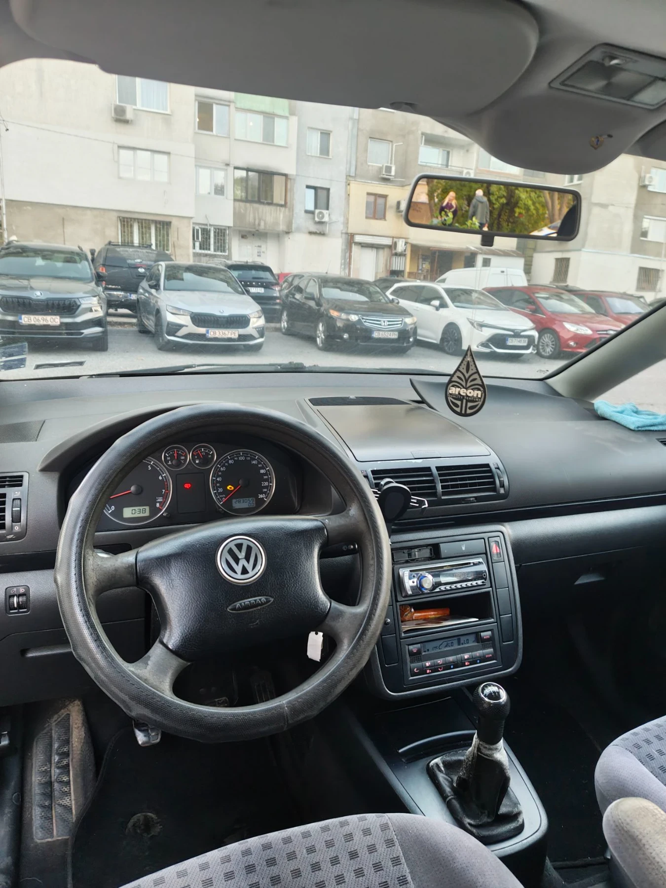 VW Sharan, снимка 11 - Автомобили и джипове - 56713730