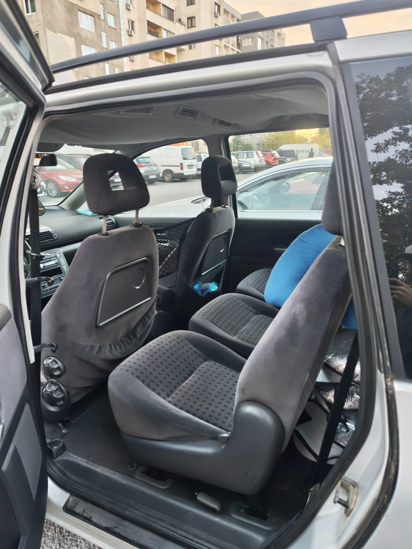 VW Sharan, снимка 12 - Автомобили и джипове - 56713730