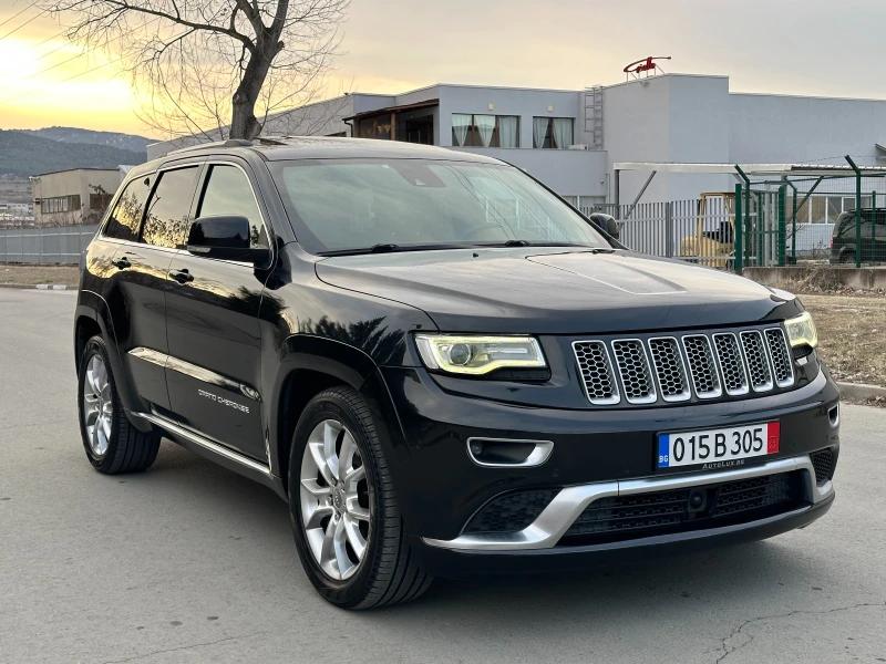 Jeep Grand cherokee 3.0CRD* SUMMIT* TV* FULL* ПЪЛНА СЕРВИЗ. ИСТОРИЯ!!, снимка 3 - Автомобили и джипове - 49246961