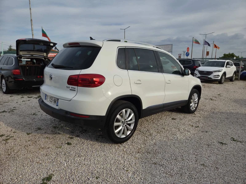 VW Tiguan 2.0TDI AUTOMAT 4х4, снимка 7 - Автомобили и джипове - 50686155