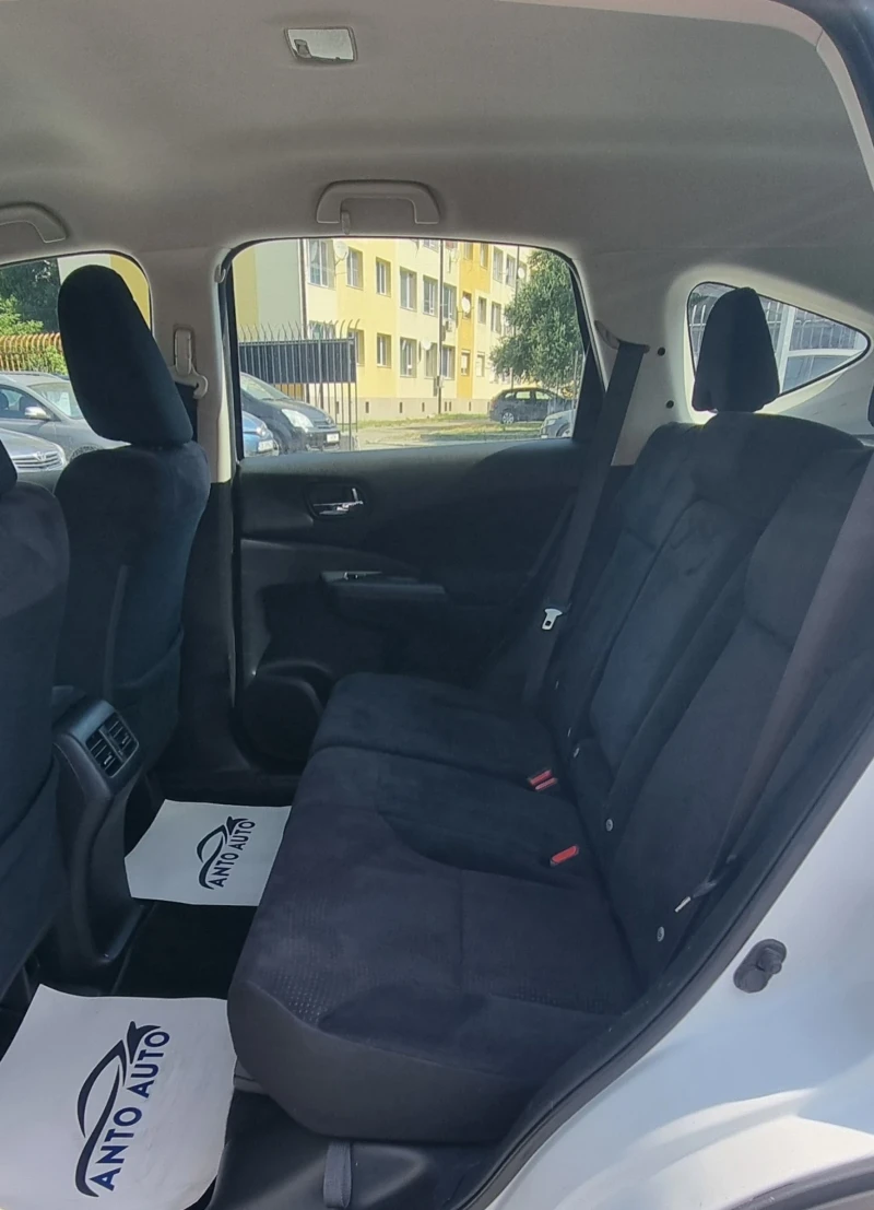 Honda Cr-v 2.0 i-VTEC 4x4 100% Натурален вид!, снимка 11 - Автомобили и джипове - 51048985