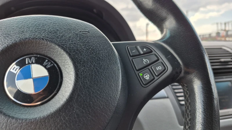 BMW X5 4.4i Facelift * Full * Отлична* Бартер, снимка 15 - Автомобили и джипове - 52946970