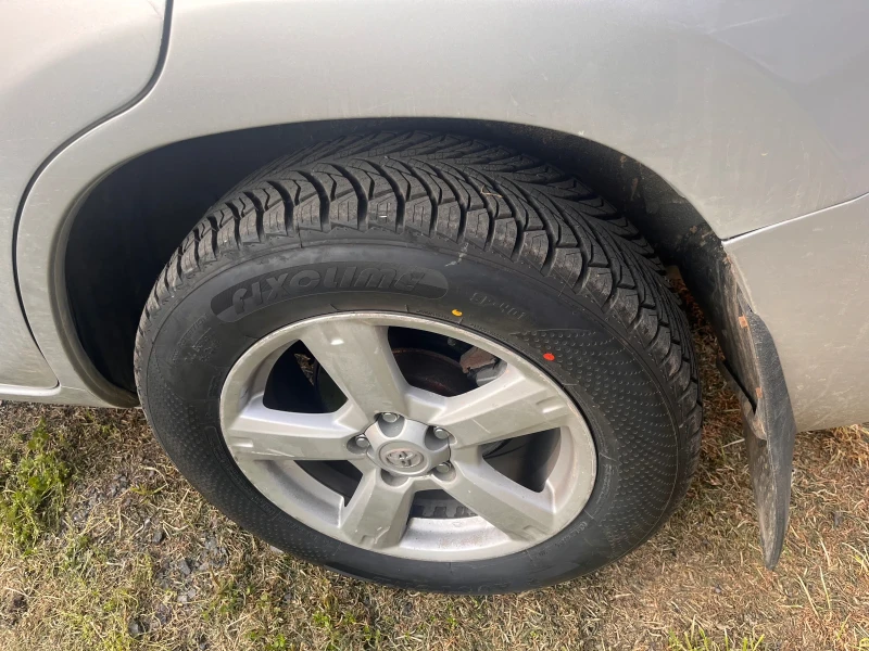 Toyota Rav4 2.0i auto, снимка 7 - Автомобили и джипове - 53065644