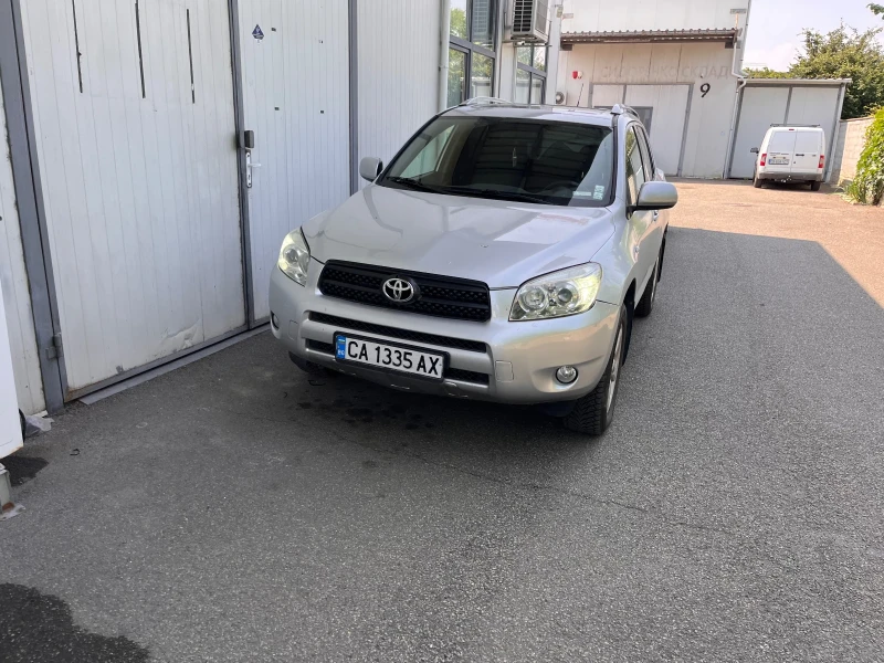 Toyota Rav4 2.0i auto, снимка 3 - Автомобили и джипове - 53065644