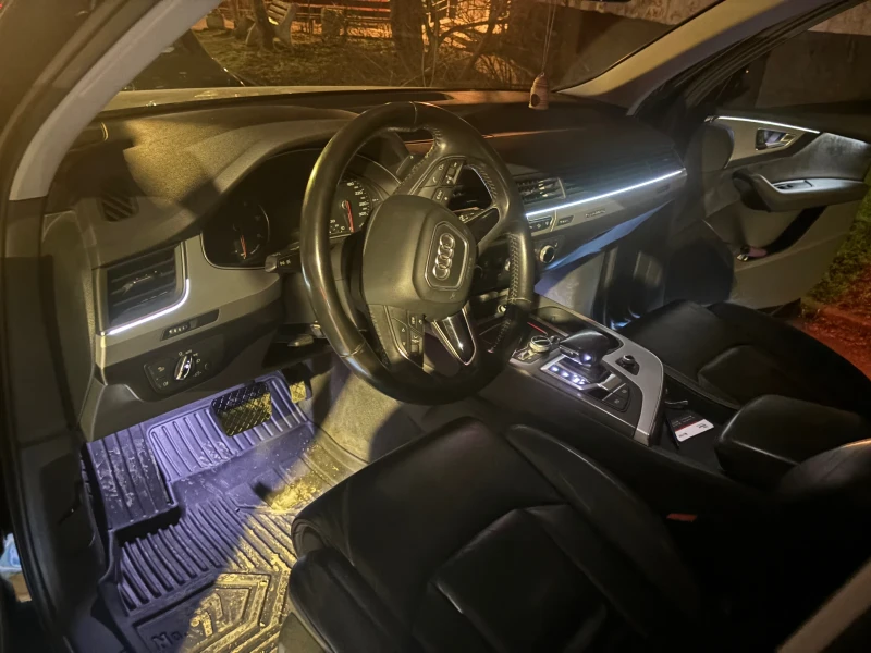 Audi Q7, снимка 13 - Автомобили и джипове - 53563162