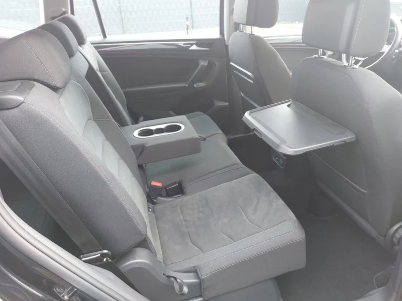 VW Tiguan Allspace 2.0, снимка 12 - Автомобили и джипове - 53570857