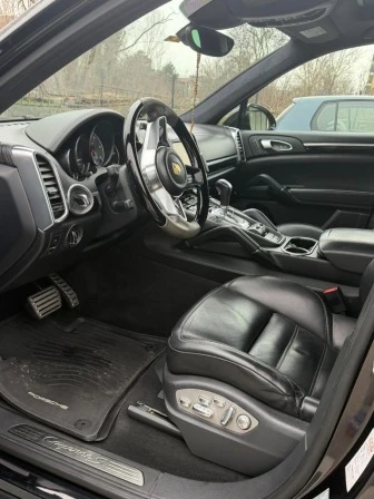 Porsche Cayenne 4.2, снимка 2 - Автомобили и джипове - 55482823