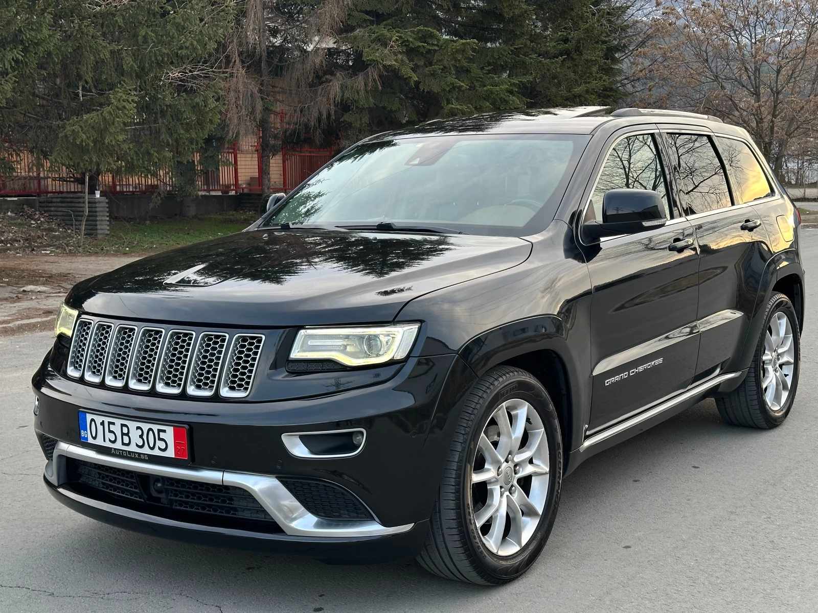 Jeep Grand cherokee 3.0CRD* SUMMIT* TV* FULL* ПЪЛНА СЕРВИЗ. ИСТОРИЯ!!, снимка 1