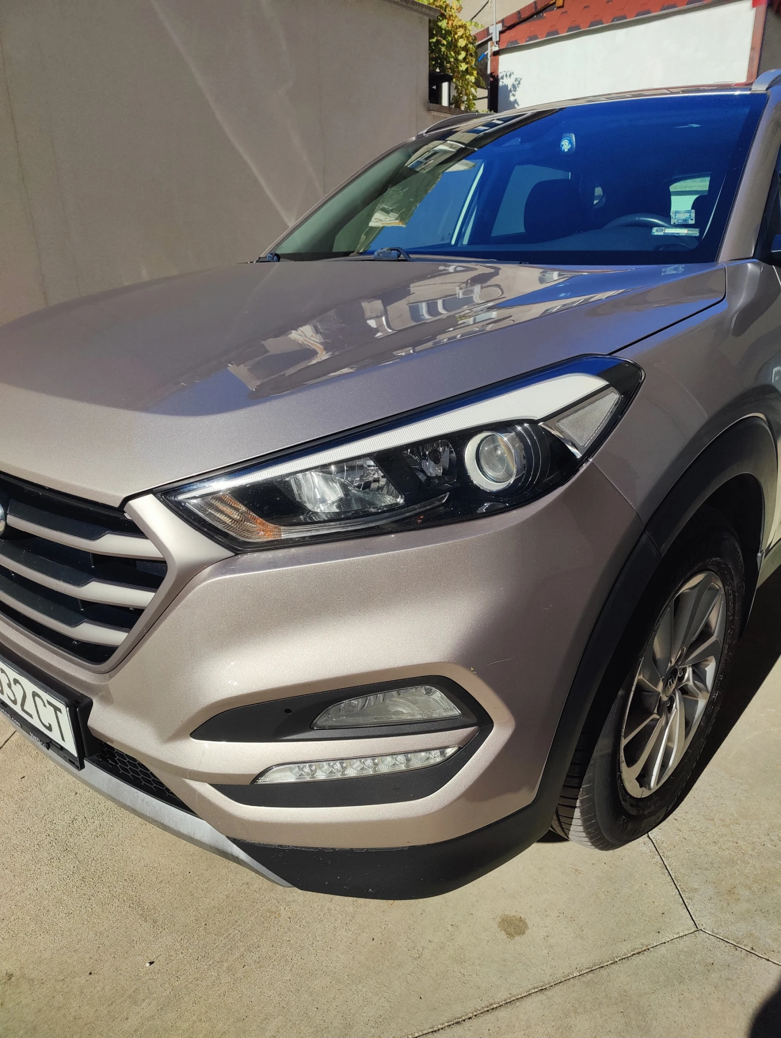 Hyundai Tucson 2.0 CRDI 4WD - изображение 3