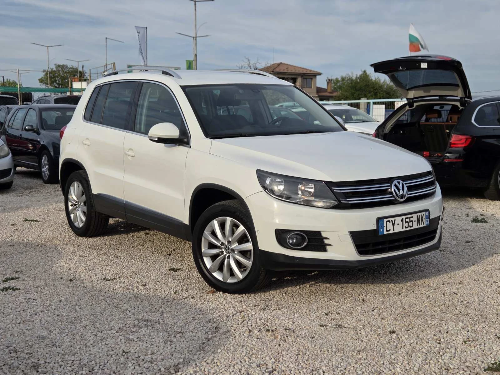 VW Tiguan 2.0TDI AUTOMAT 4х4 - изображение 3