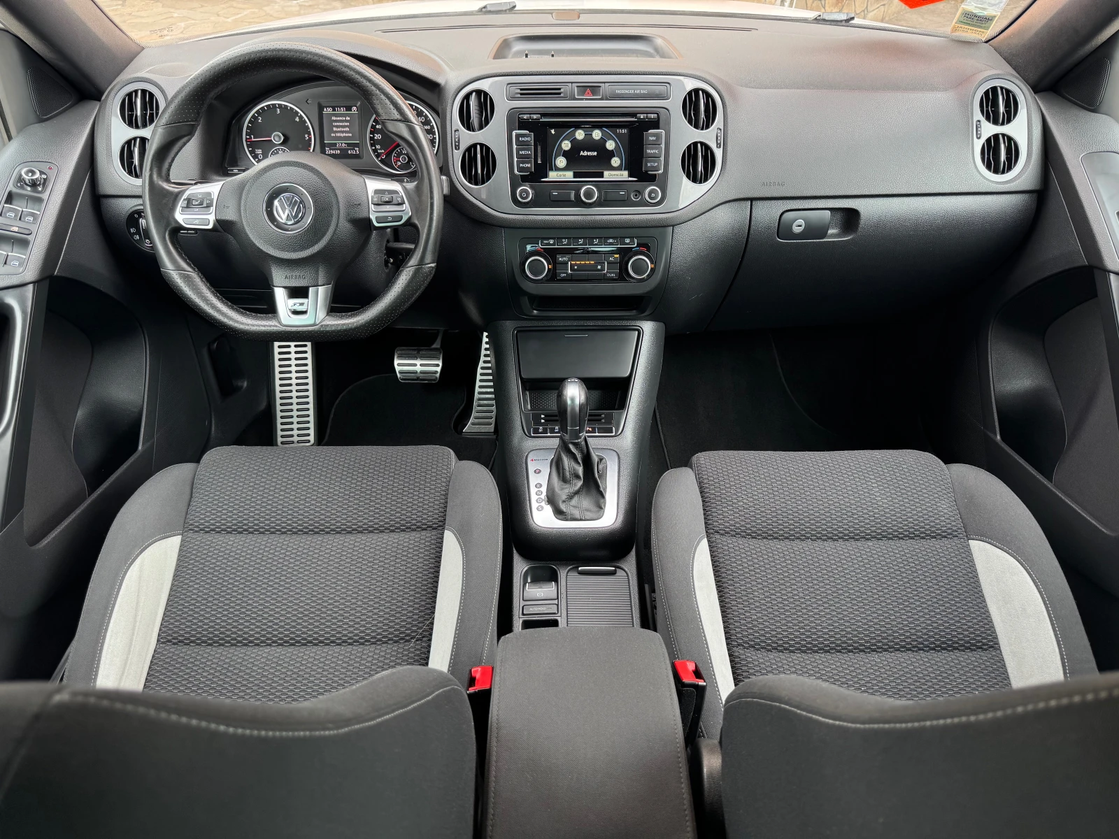 VW Tiguan 2.0TDI* R-LINE* AUT* 100%km* 44* NAVI*  | Mobile.bg   13