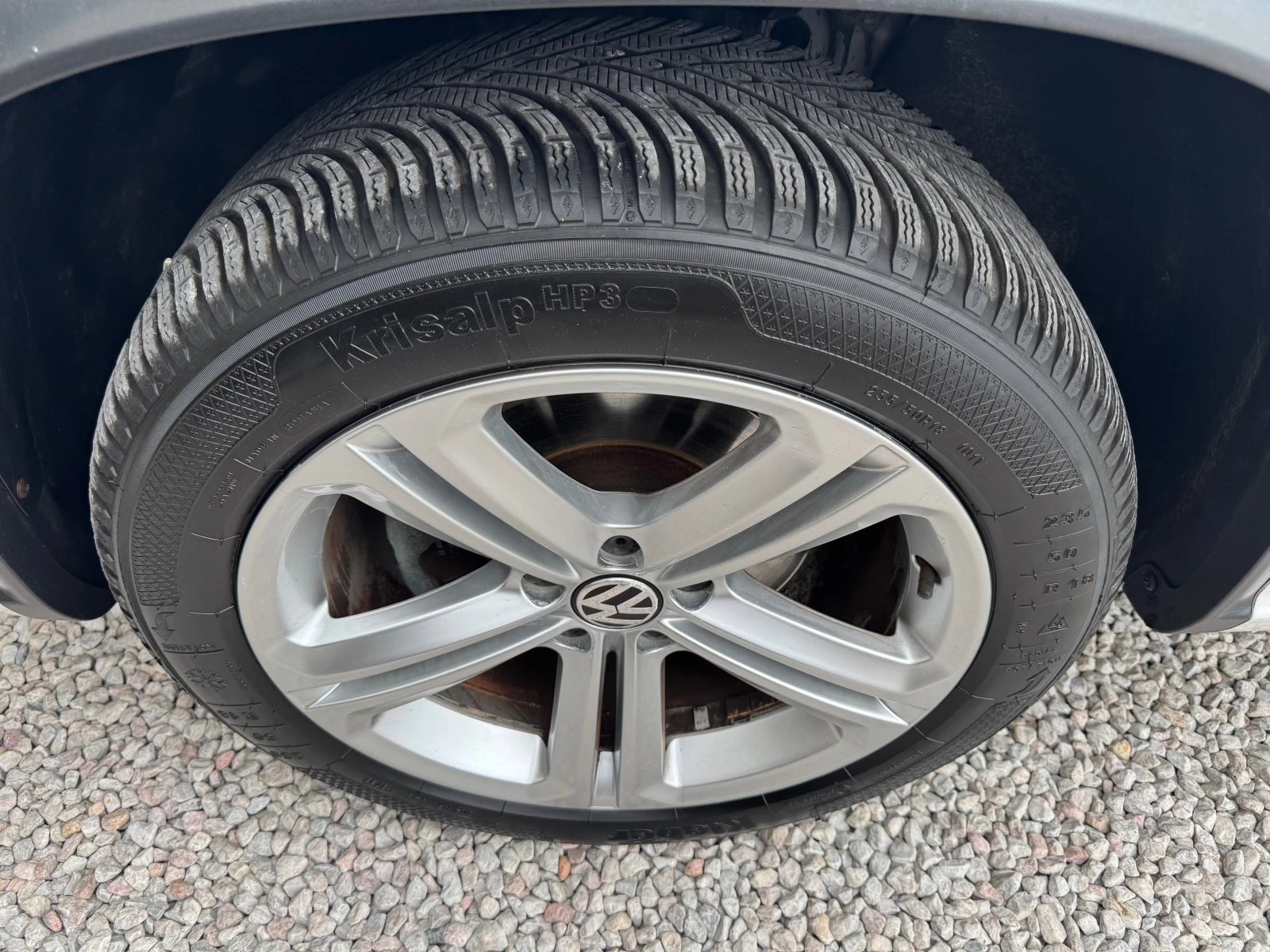 VW Tiguan 2.0TDI* R-LINE* AUT* 100%km* 44* NAVI*  | Mobile.bg   16