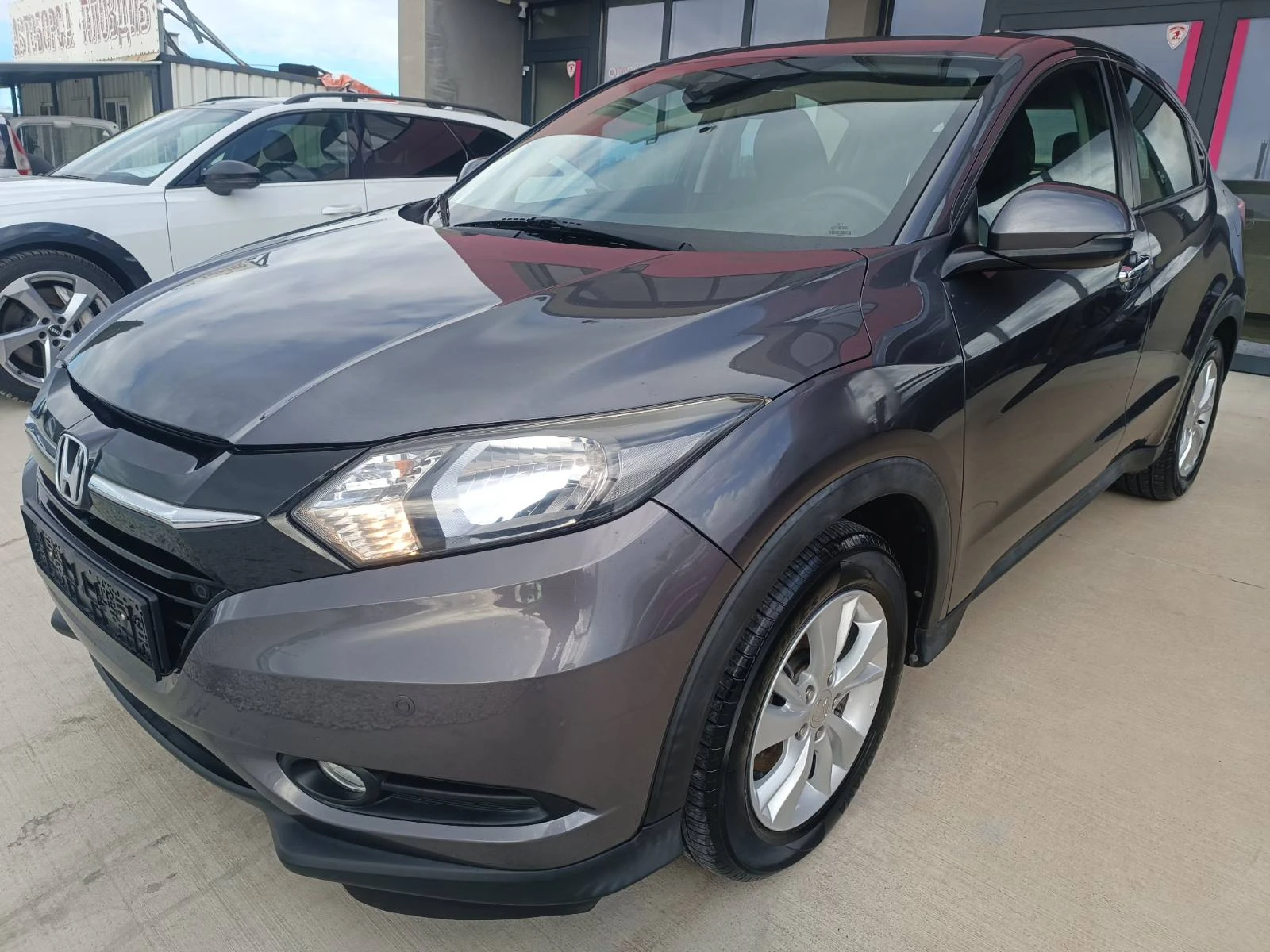 Honda Hr-v 1.5i | Mobile.bg — изображение 2