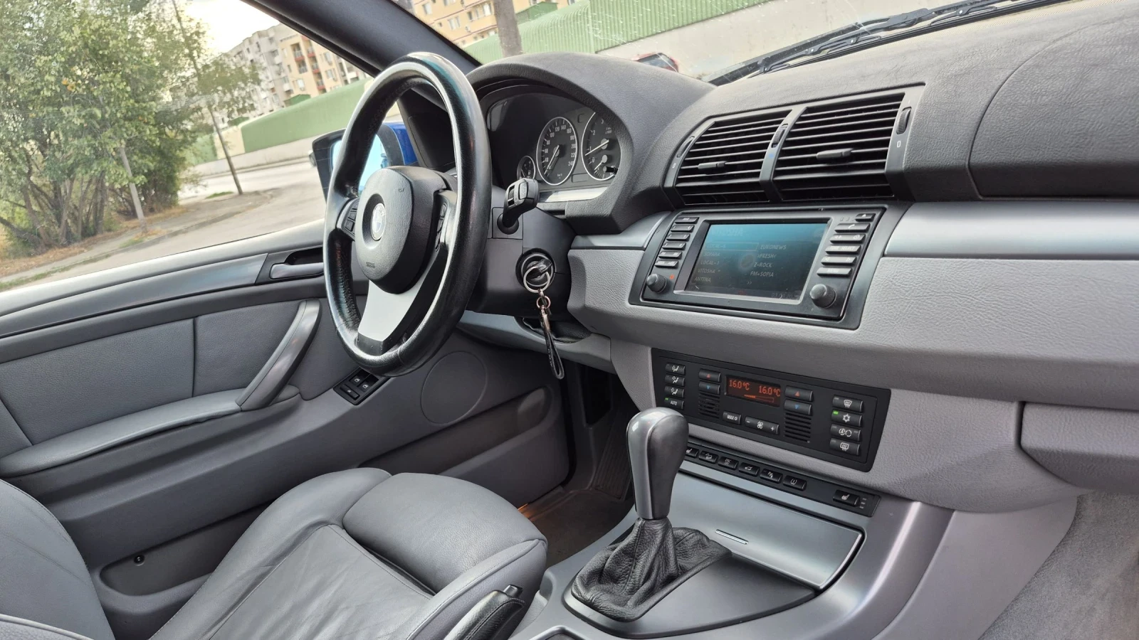BMW X5 4.4i Facelift * Full * �������* ������ | Mobile.bg � ����������� 11