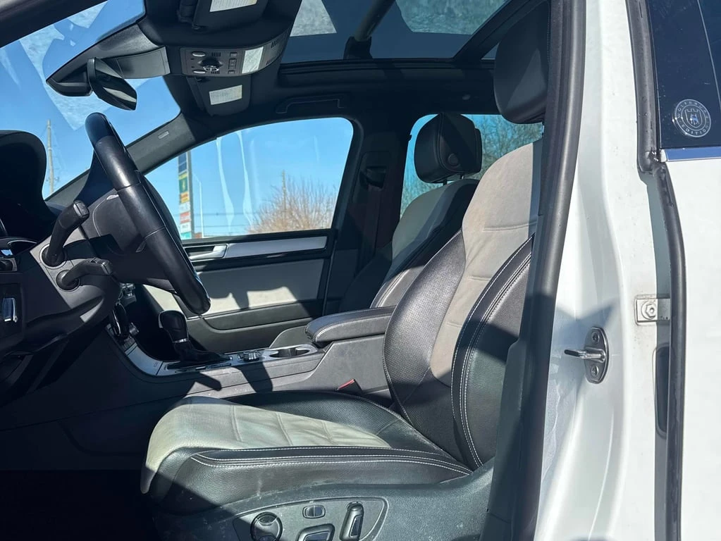 VW Touareg * Wolfsburg Edition * CARFAX * ���� �� �� | Mobile.bg � ����������� 5