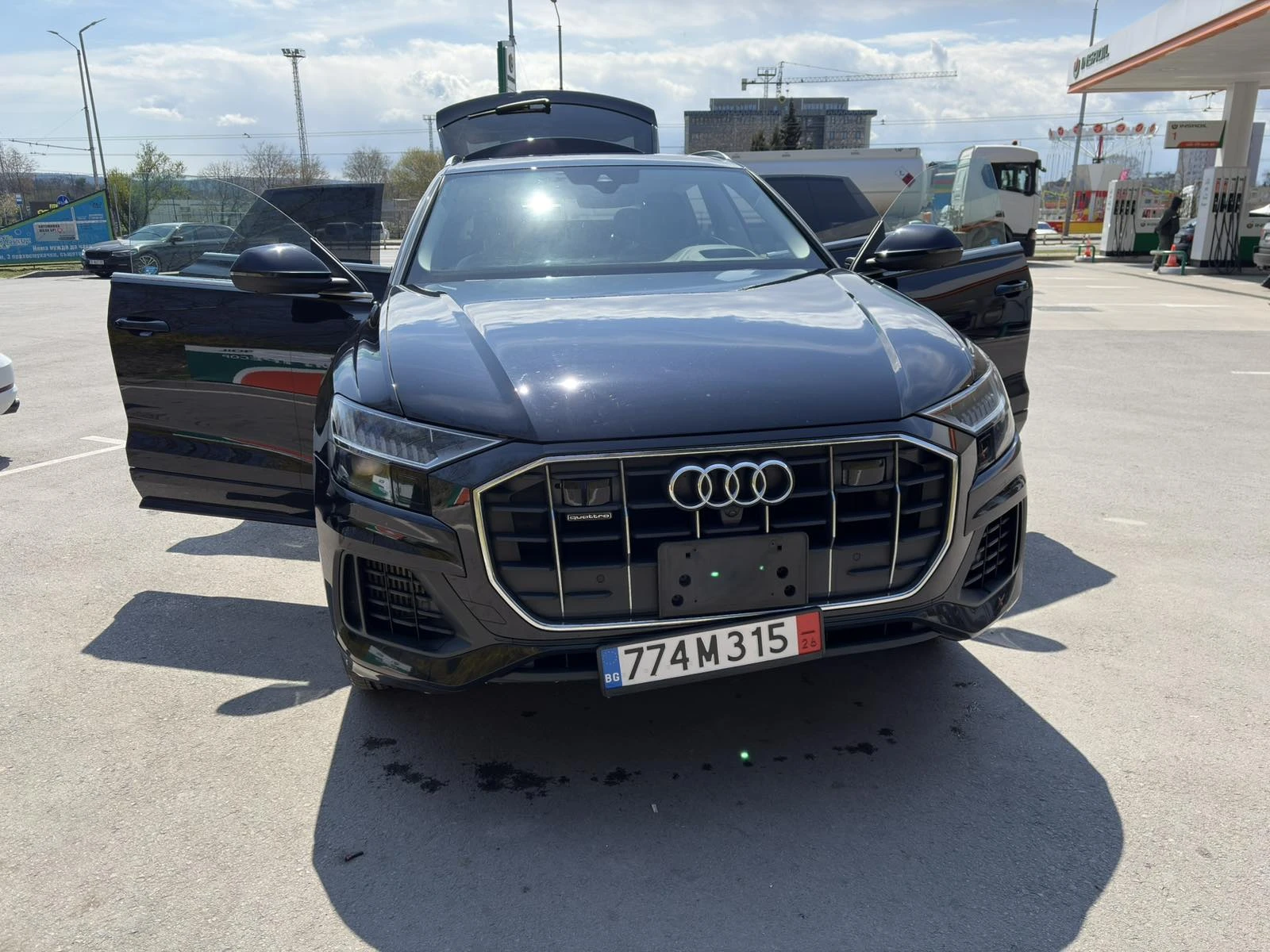 Audi Q8 3.0 TFSI TECHNIK, снимка 2 - Автомобили и джипове - 54248654