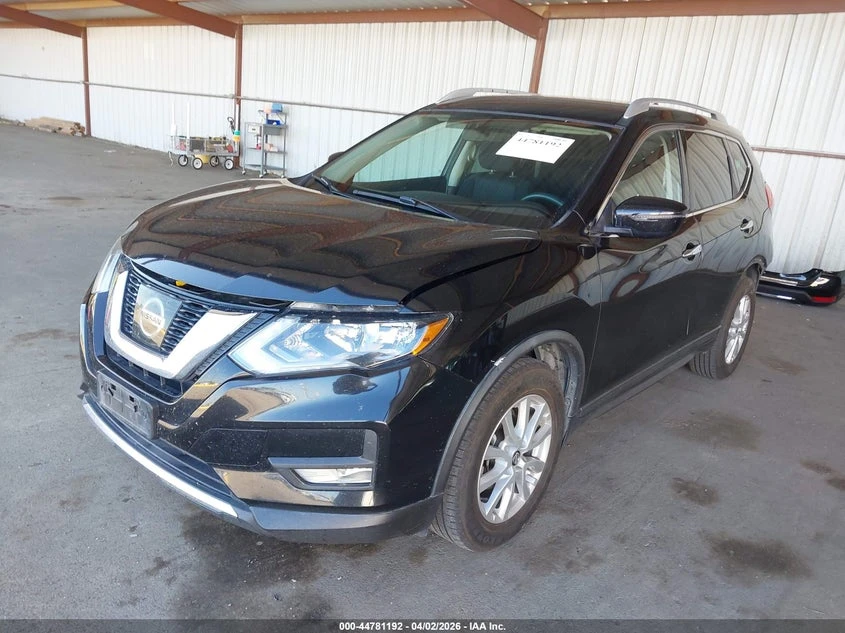 Nissan Rogue 2.5l Sv, снимка 2 - Автомобили и джипове - 54256857