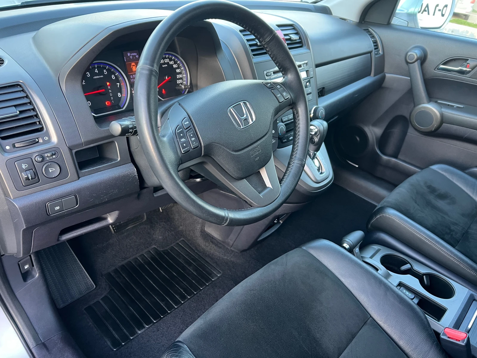Honda Cr-v 2.0-FACE FULL 4x4, снимка 11 - Автомобили и джипове - 54309140