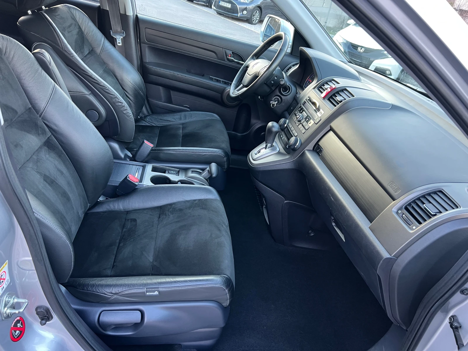 Honda Cr-v 2.0-FACE FULL 4x4, снимка 12 - Автомобили и джипове - 54309140