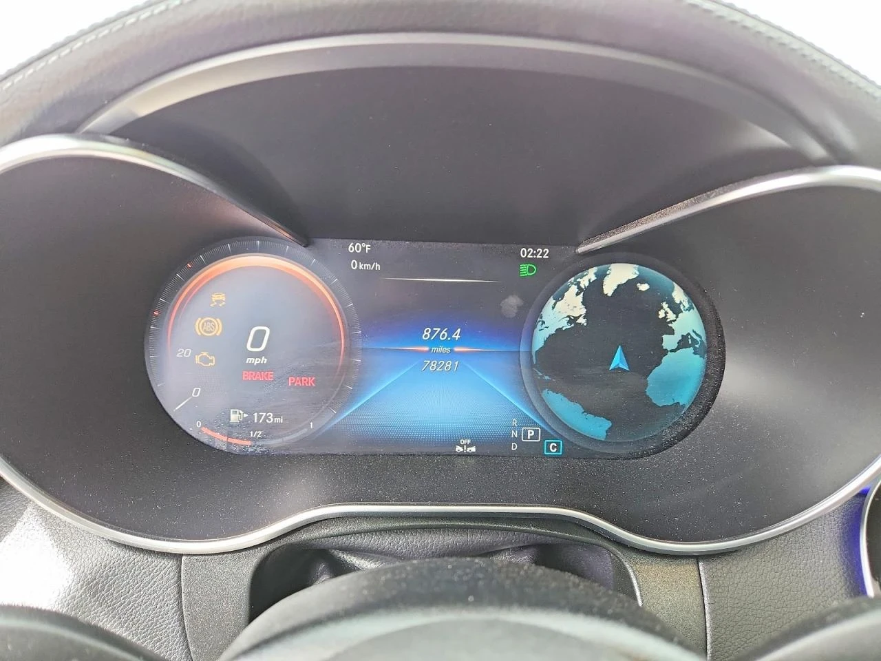 Mercedes-Benz GLC 300 COUPE 4MATIC| AMG Line| DIGITAL| KEYLESS| ПОДГРЕВИ, снимка 12 - Автомобили и джипове - 55318034