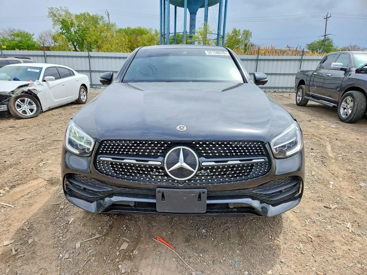 Mercedes-Benz GLC 300 COUPE 4MATIC| AMG Line| DIGITAL| KEYLESS| ПОДГРЕВИ, снимка 3 - Автомобили и джипове - 55318034