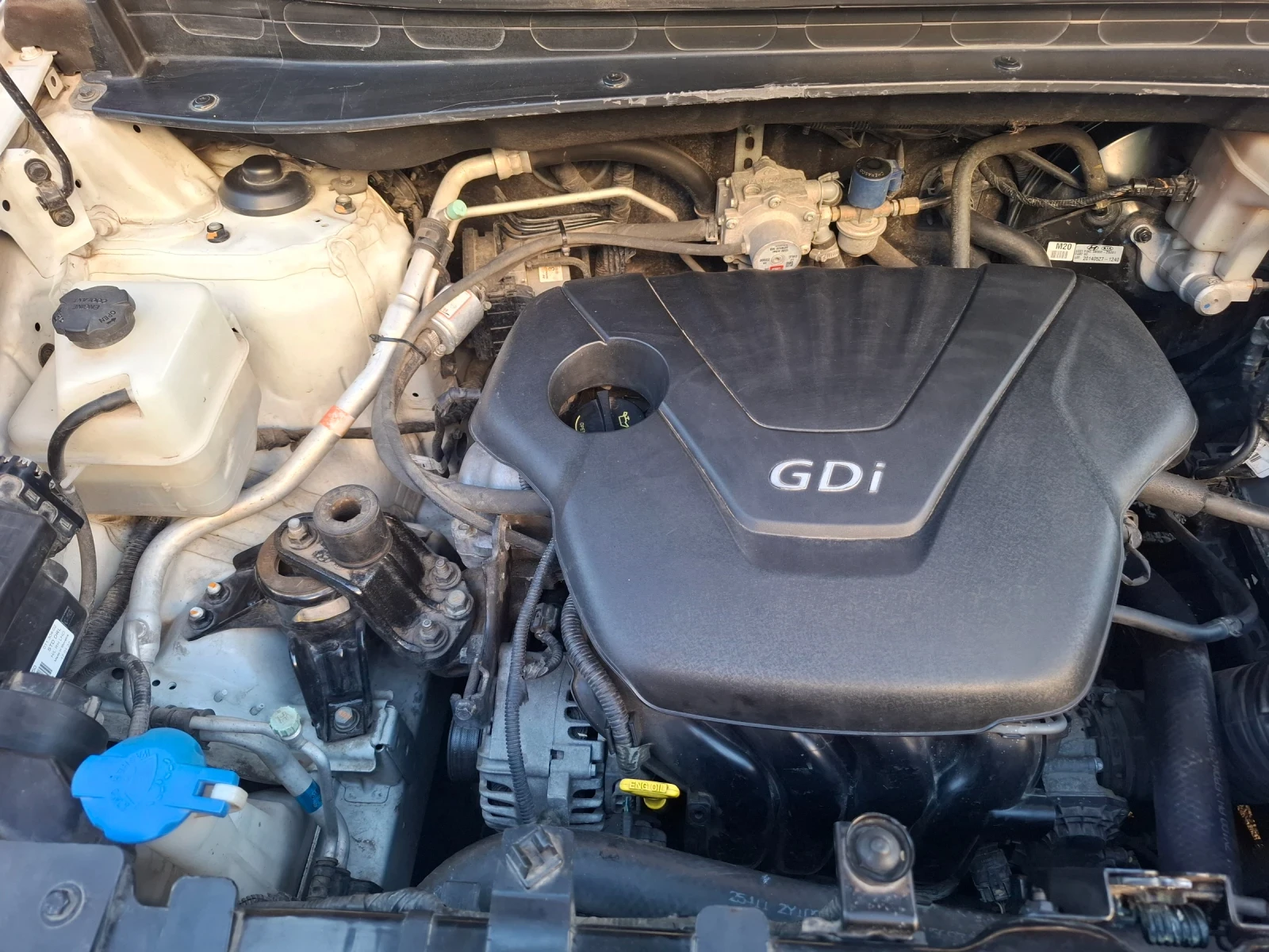 Kia Sportage 1.6 Бензин/Газ, снимка 13 - Автомобили и джипове - 55503722