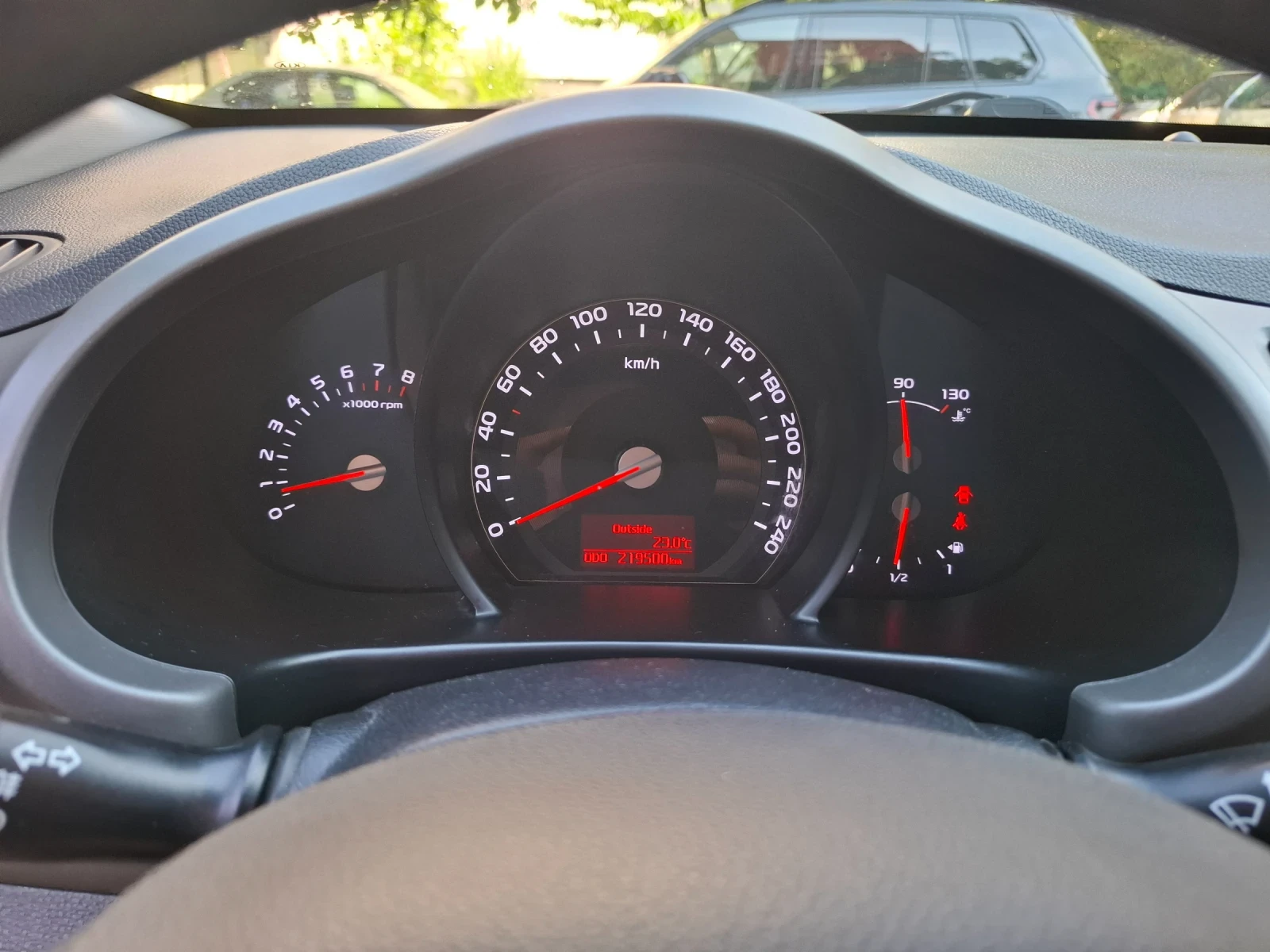 Kia Sportage 1.6 Бензин/Газ, снимка 11 - Автомобили и джипове - 55503722
