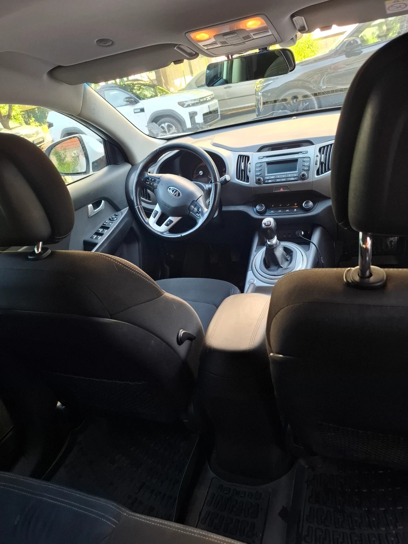 Kia Sportage 1.6 Бензин/Газ, снимка 9 - Автомобили и джипове - 55503722