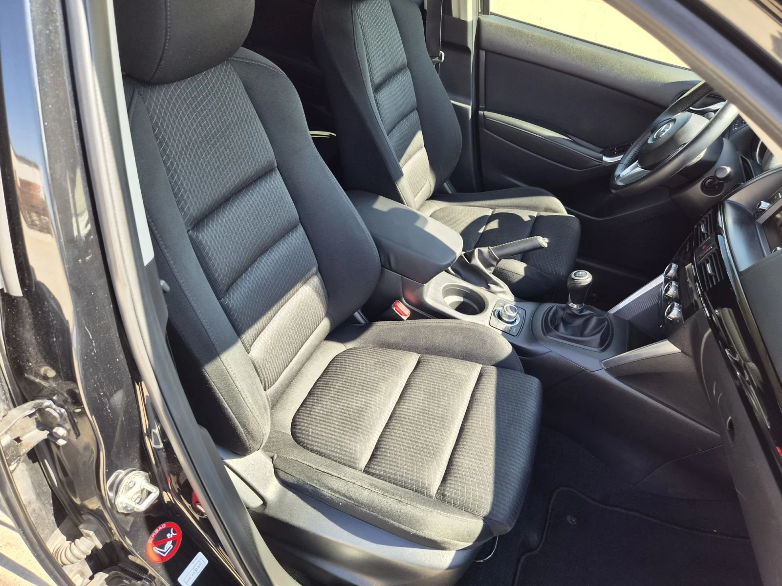 Mazda CX-5 SkyActive 2.2 full navi, снимка 8 - Автомобили и джипове - 55563956