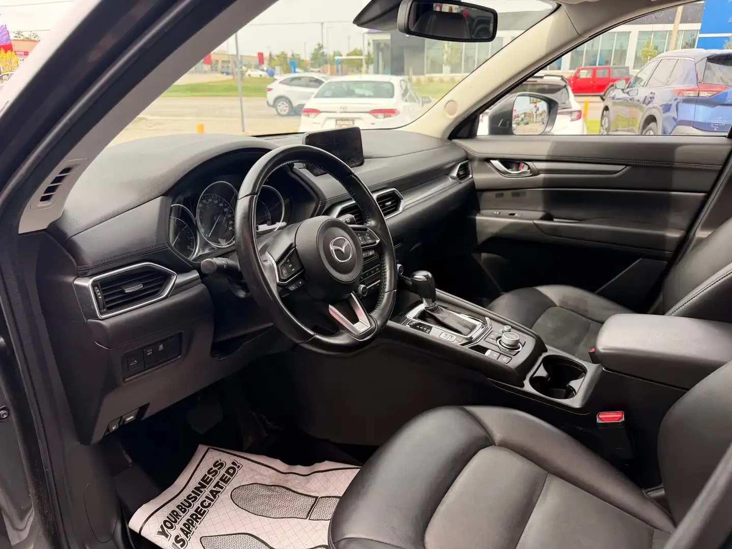 Mazda CX-5 TOURING| DIST| КАМЕРА| ПОДГРЕВ| КОЖА| ЕЛ.СЕДАЛКИ, снимка 5 - Автомобили и джипове - 56294847