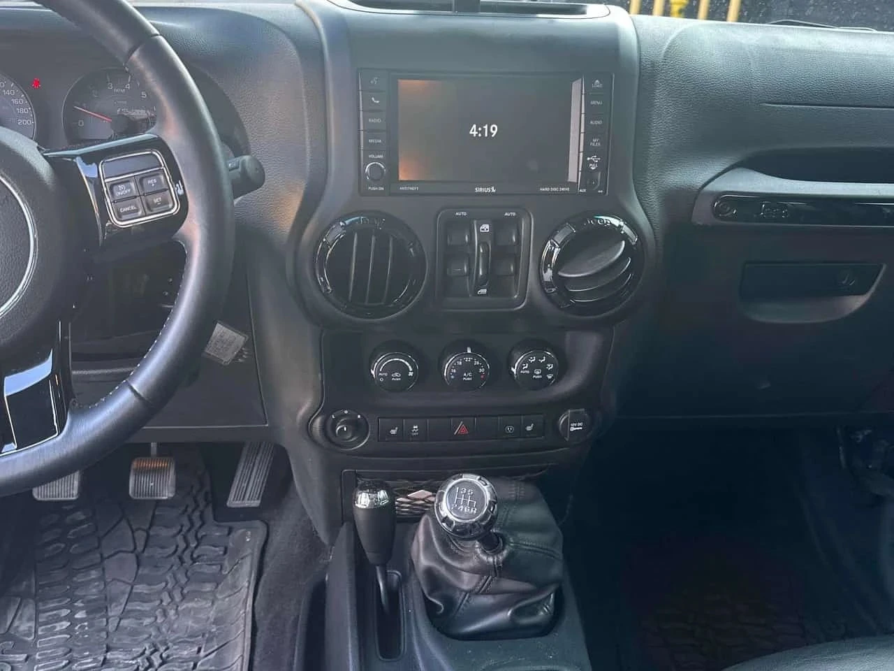Jeep Wrangler, снимка 11 - Автомобили и джипове - 56737698